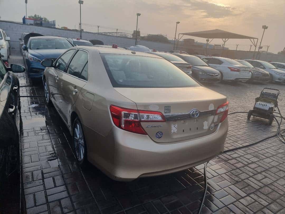 Toyota Camry 2012 thumbnail 3