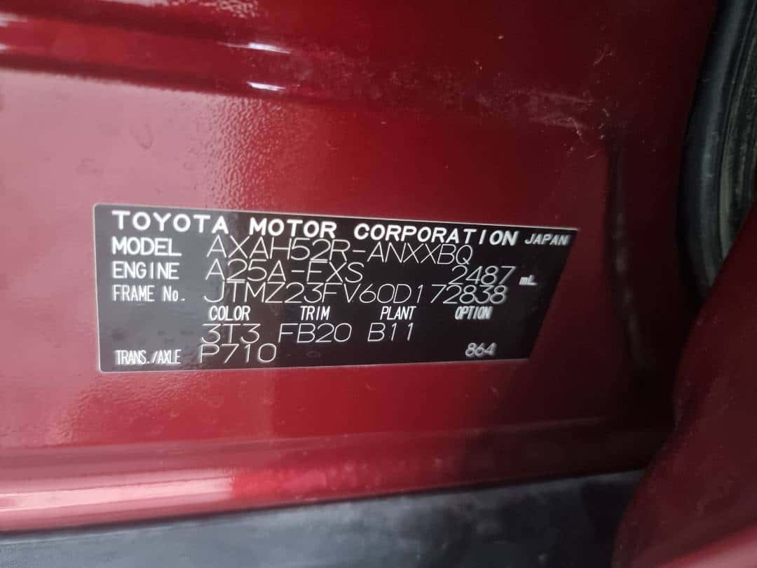 Toyota RAV4 2024 thumbnail 6