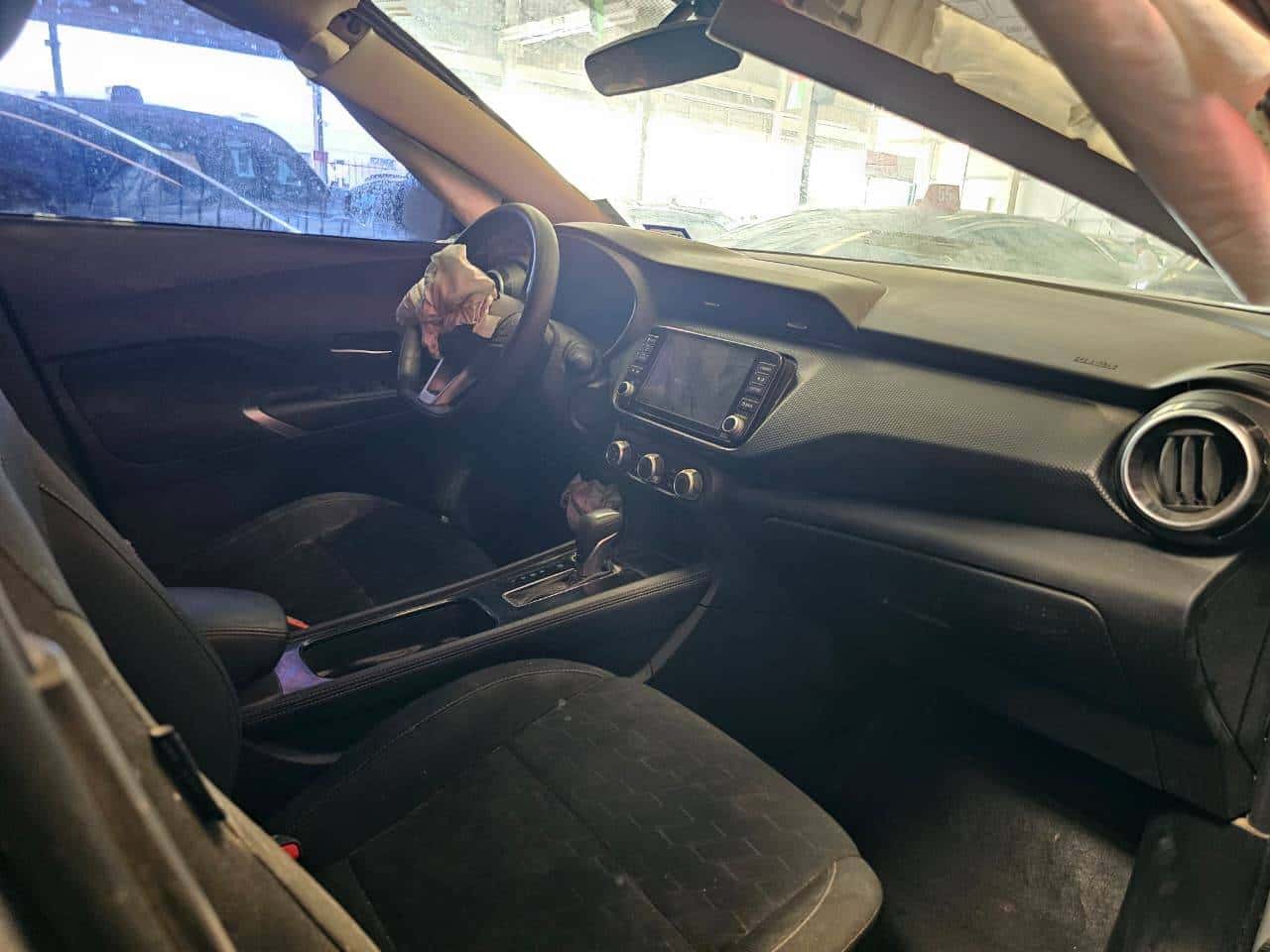 Nissan Kicks 2024 thumbnail 7