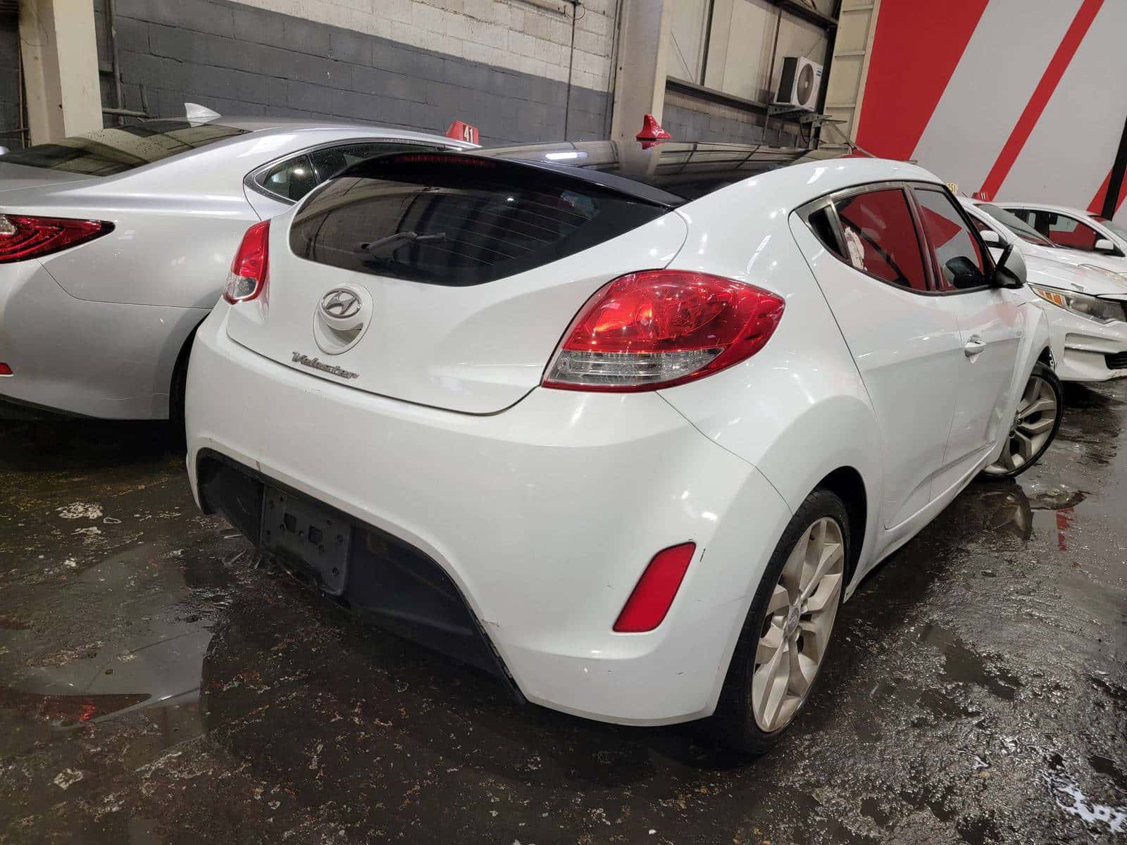 HYUNDAI VELOSTER - Exterior