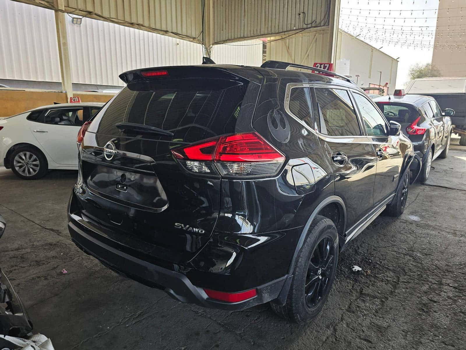 NISSAN ROGUE - Exterior
