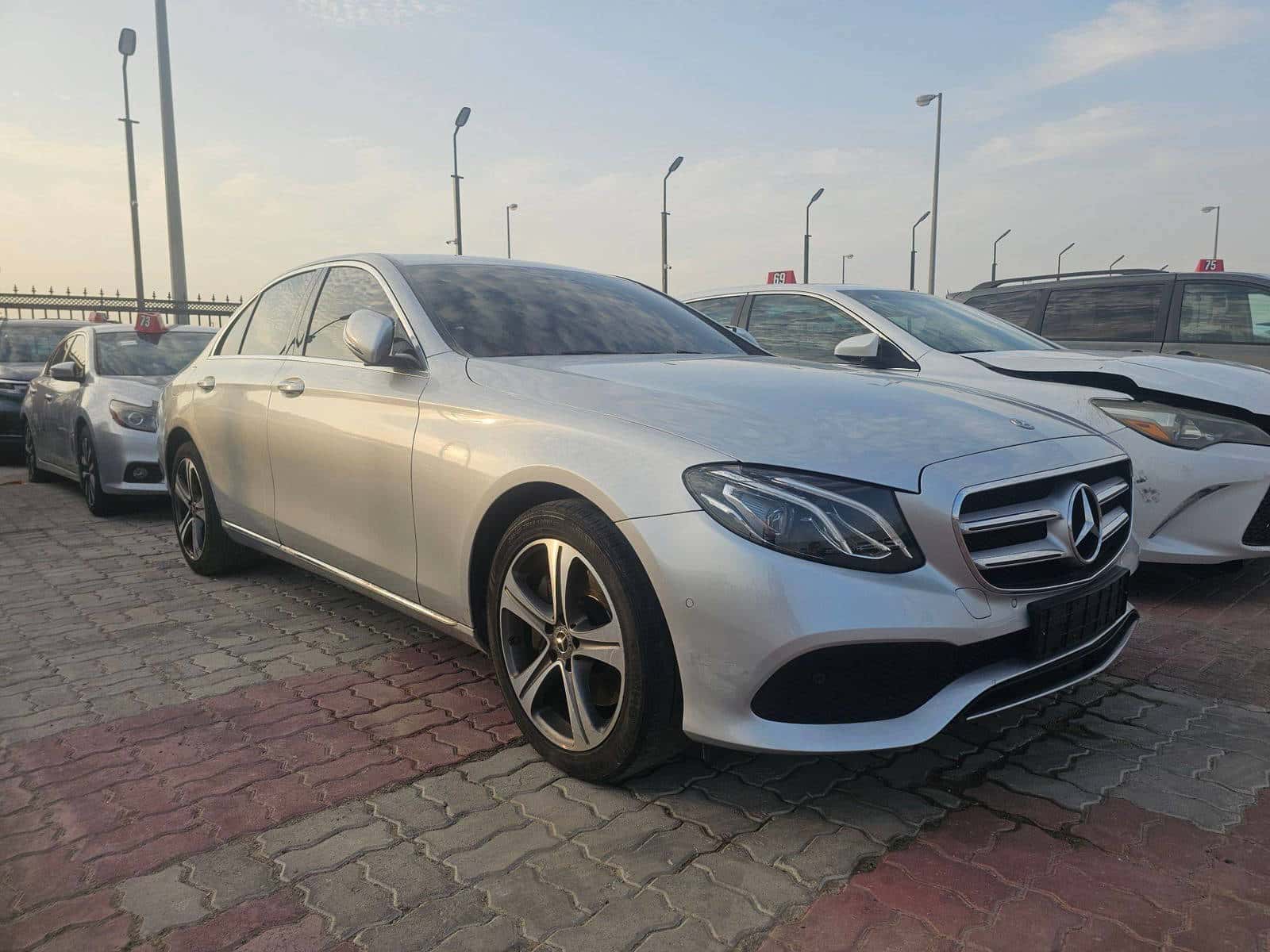 MERCEDES BENZ E-300 2019 thumbnail 2