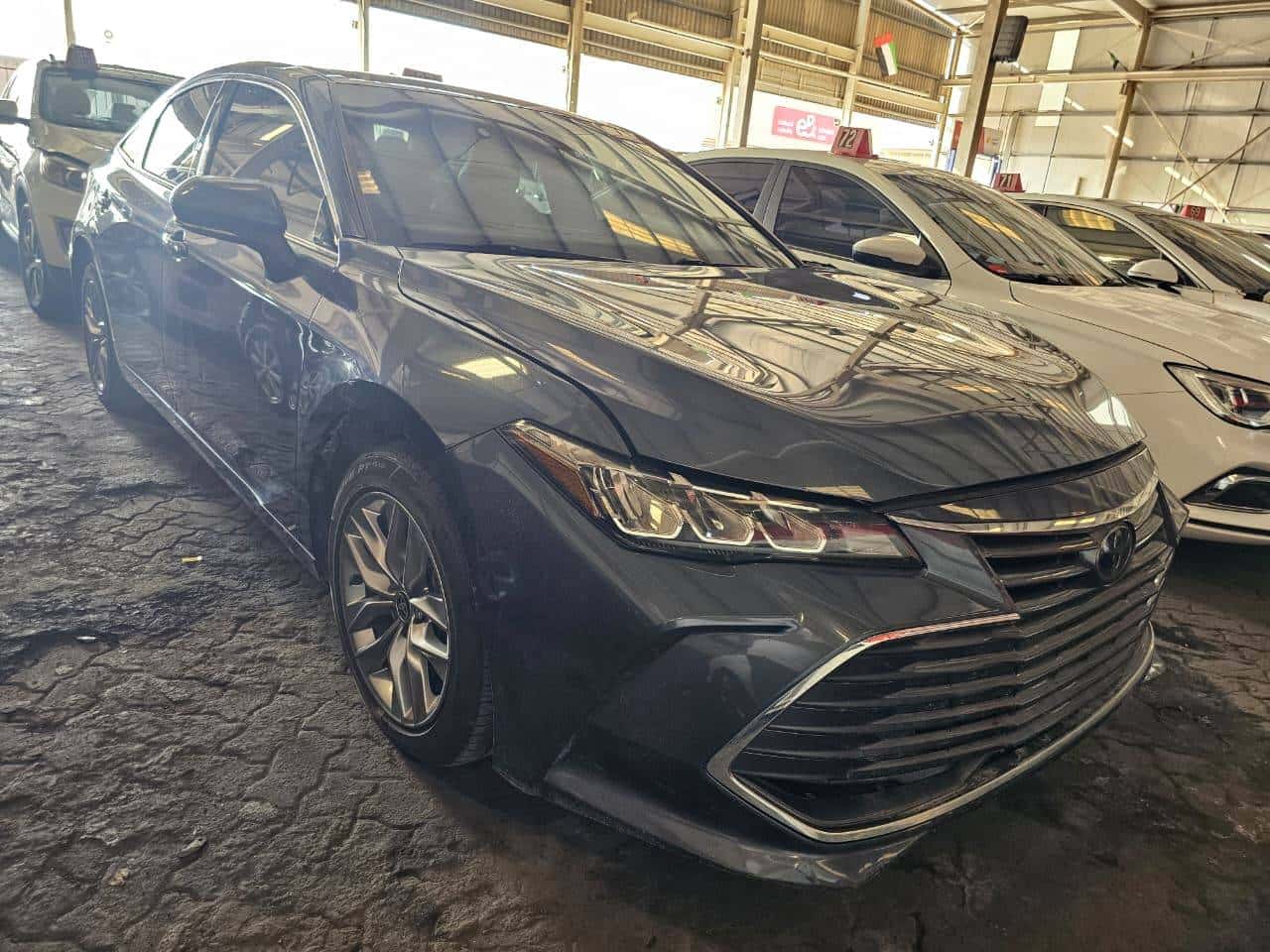 Toyota Avalon 2021 thumbnail 4