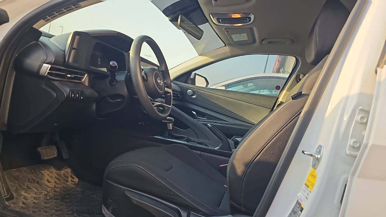 HYUNDAI ELANTRA 2025 thumbnail 5