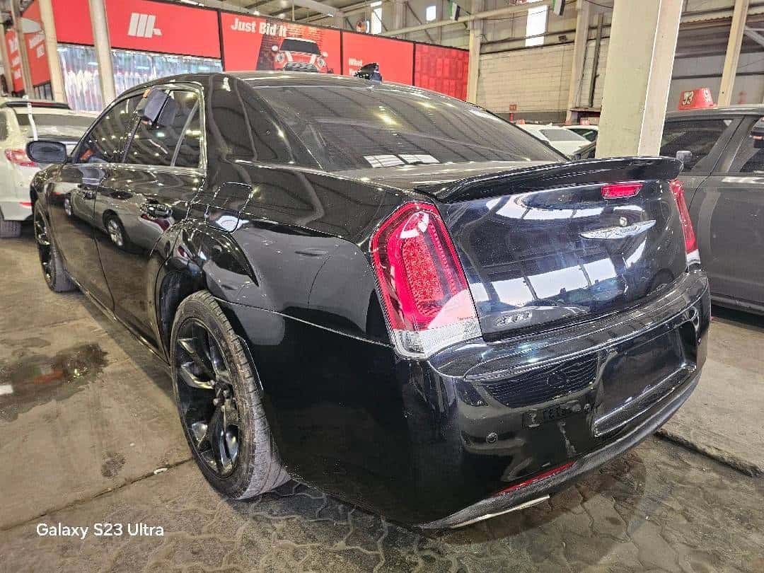CHRYSLER 300 - Exterior