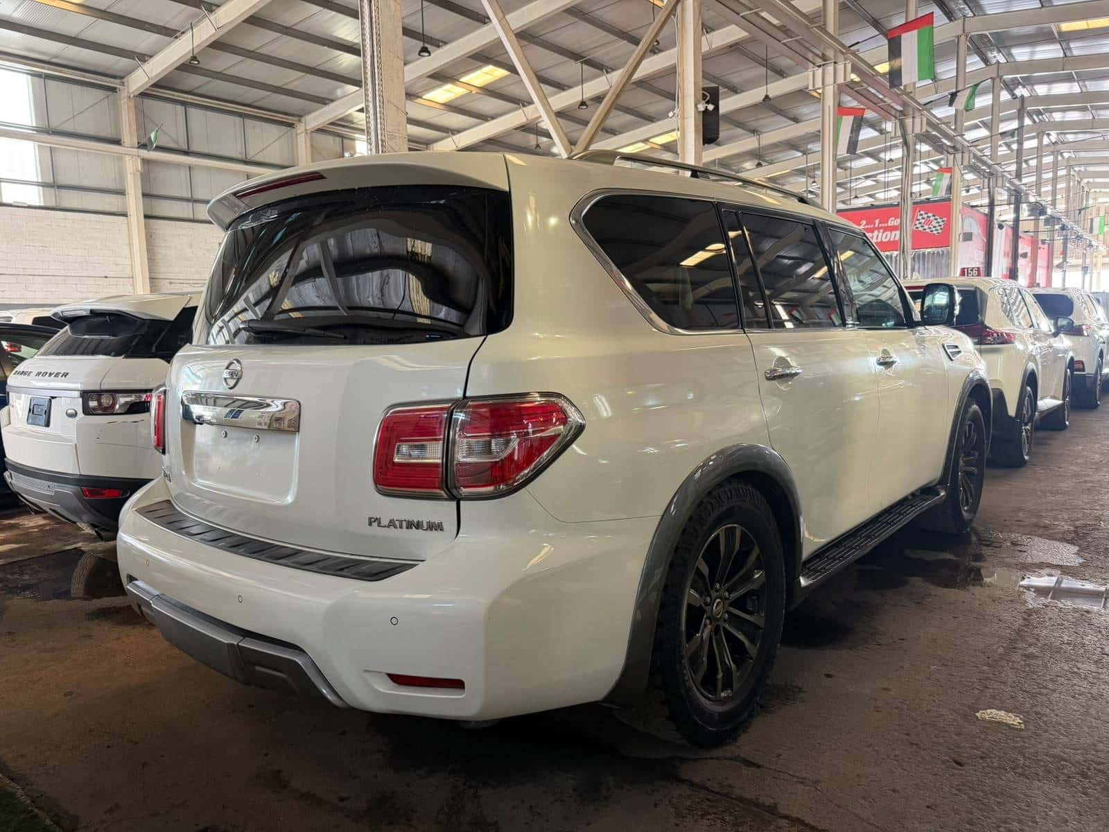 Nissan Armada 2017 thumbnail 1