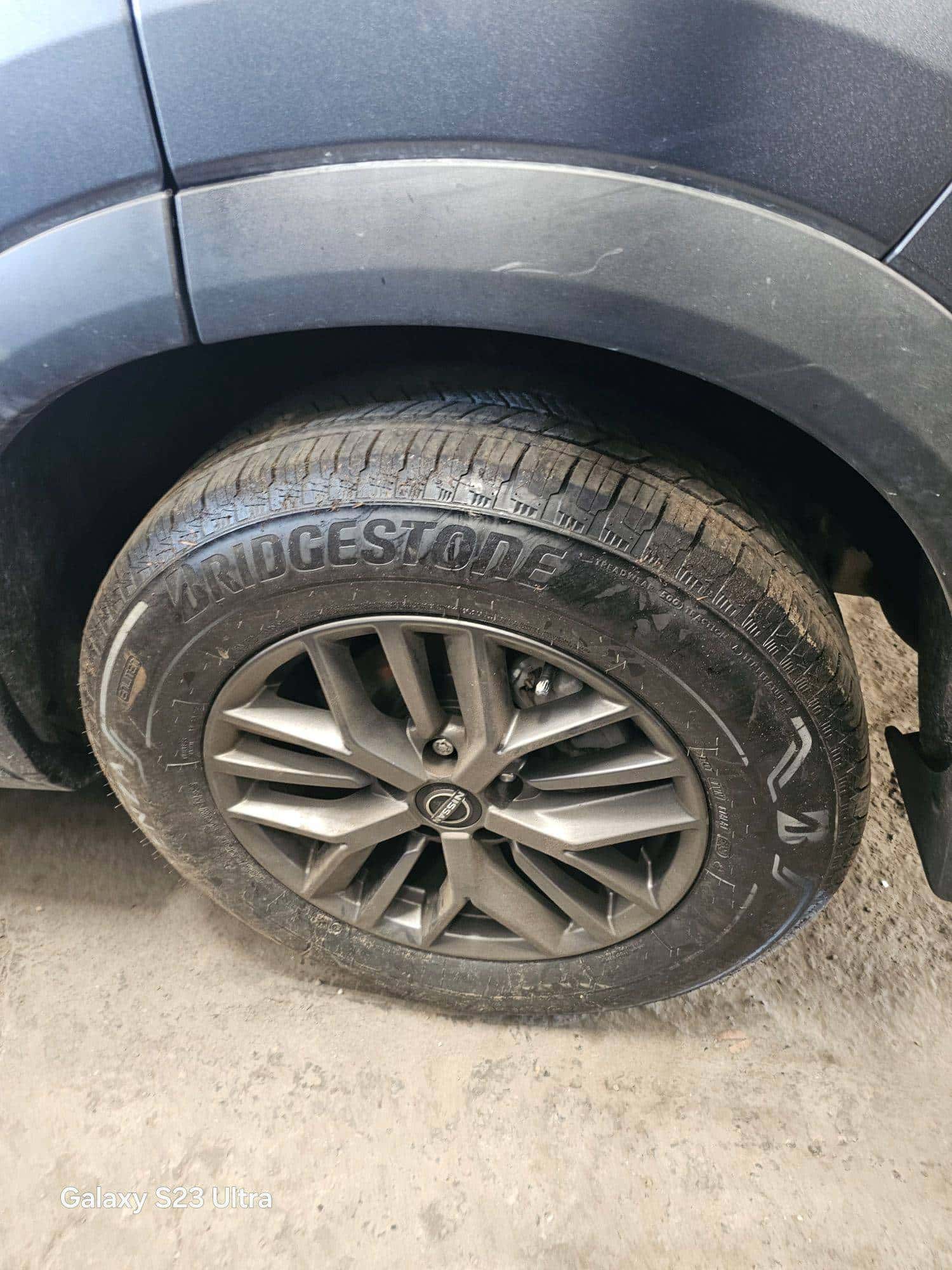 NISSAN ROGUE - Exterior