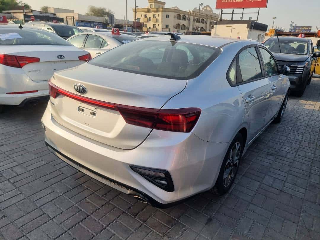 KIA FORTE 2020 thumbnail 3