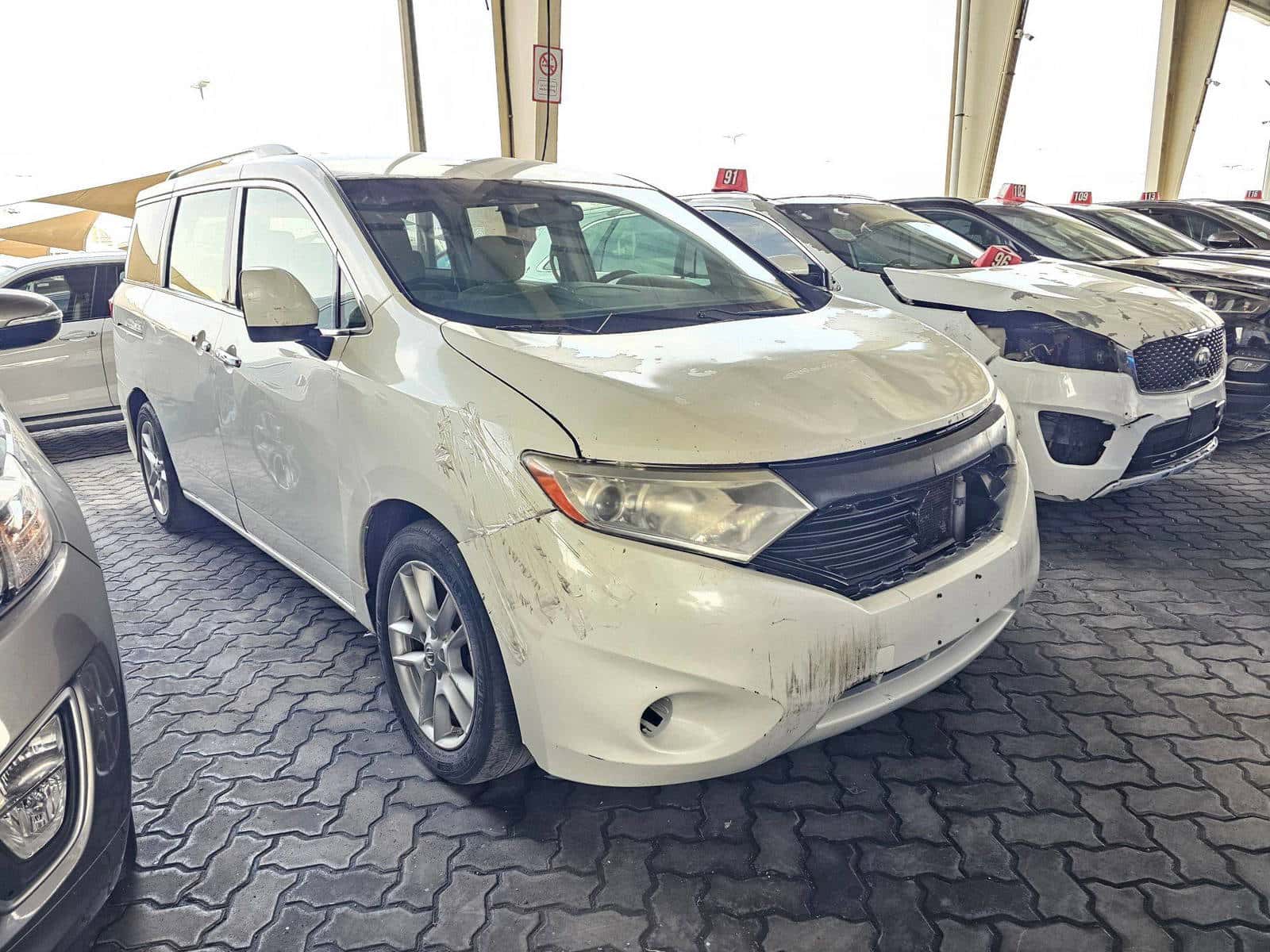 NISSAN QUEST - Exterior