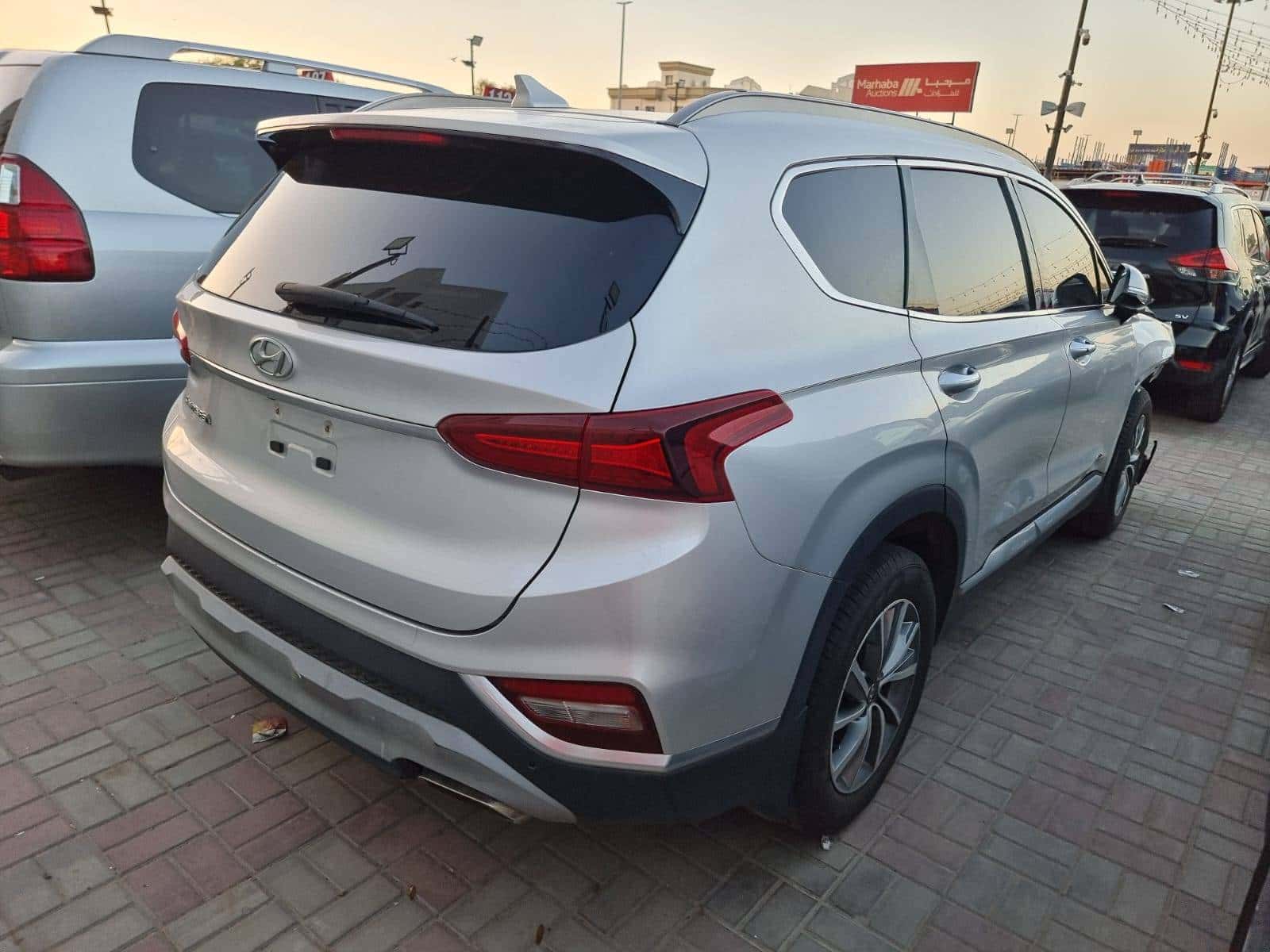 Hyundai Santa Fe 2019 thumbnail 1
