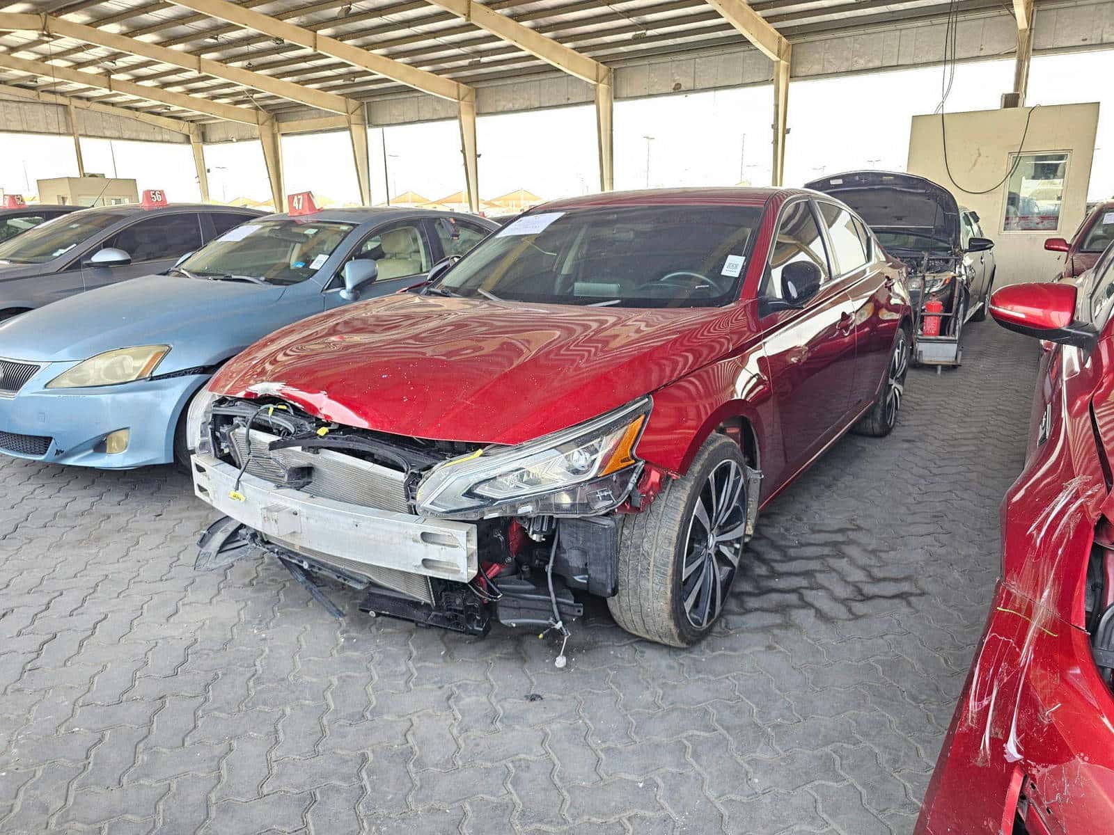 NISSAN ALTIMA - Exterior