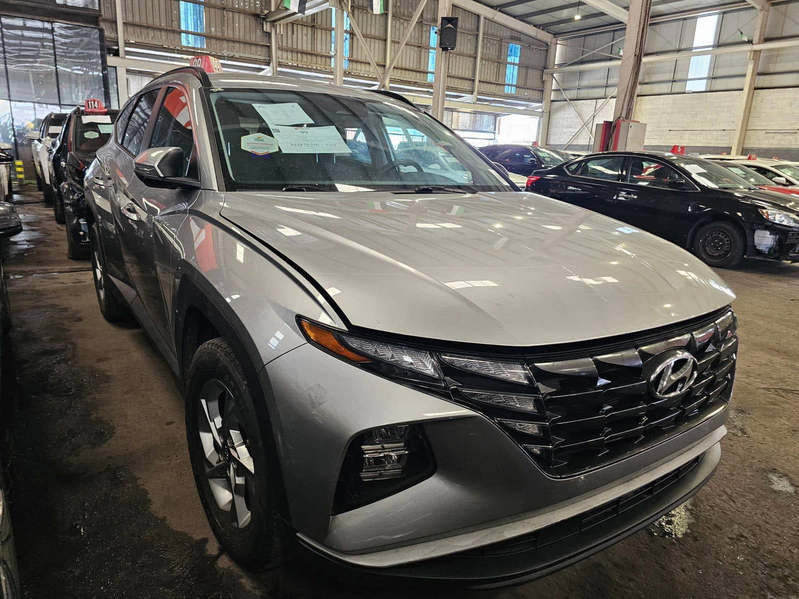 HYUNDAI TUCSON 2023 thumbnail 3