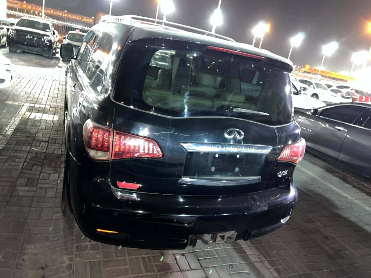 INFINITI QX56 2011 thumbnail 7