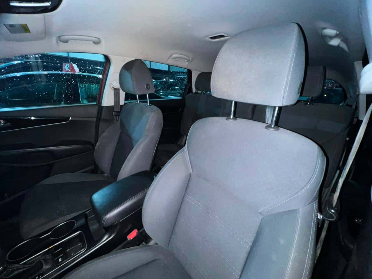 KIA SORENTO 2019 thumbnail 4