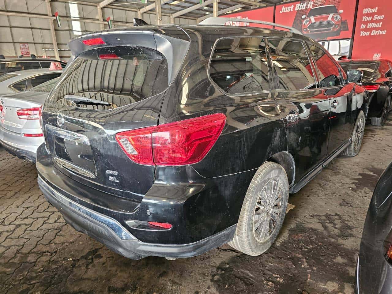 Nissan Pathfinder 2019 thumbnail 2