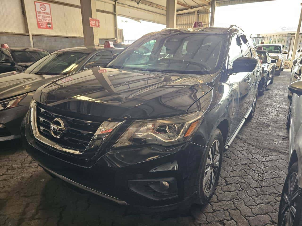 Nissan Pathfinder 2019 thumbnail 5