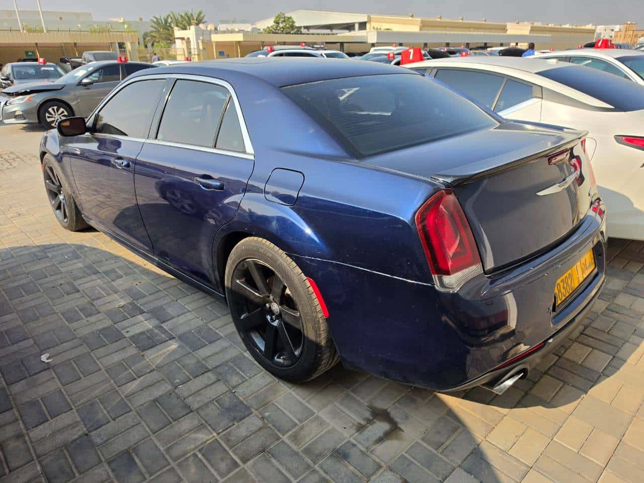 CHRYSLER 300 C 2014 thumbnail 4