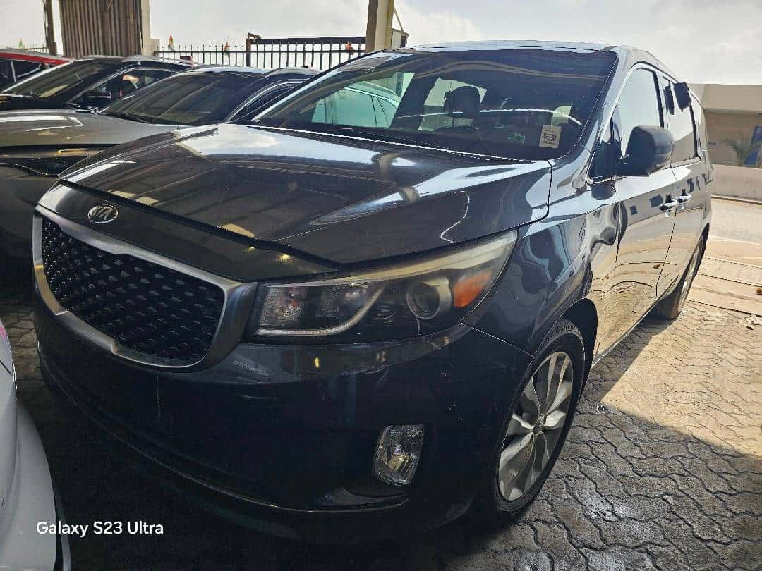 KIA SEDONA - Exterior