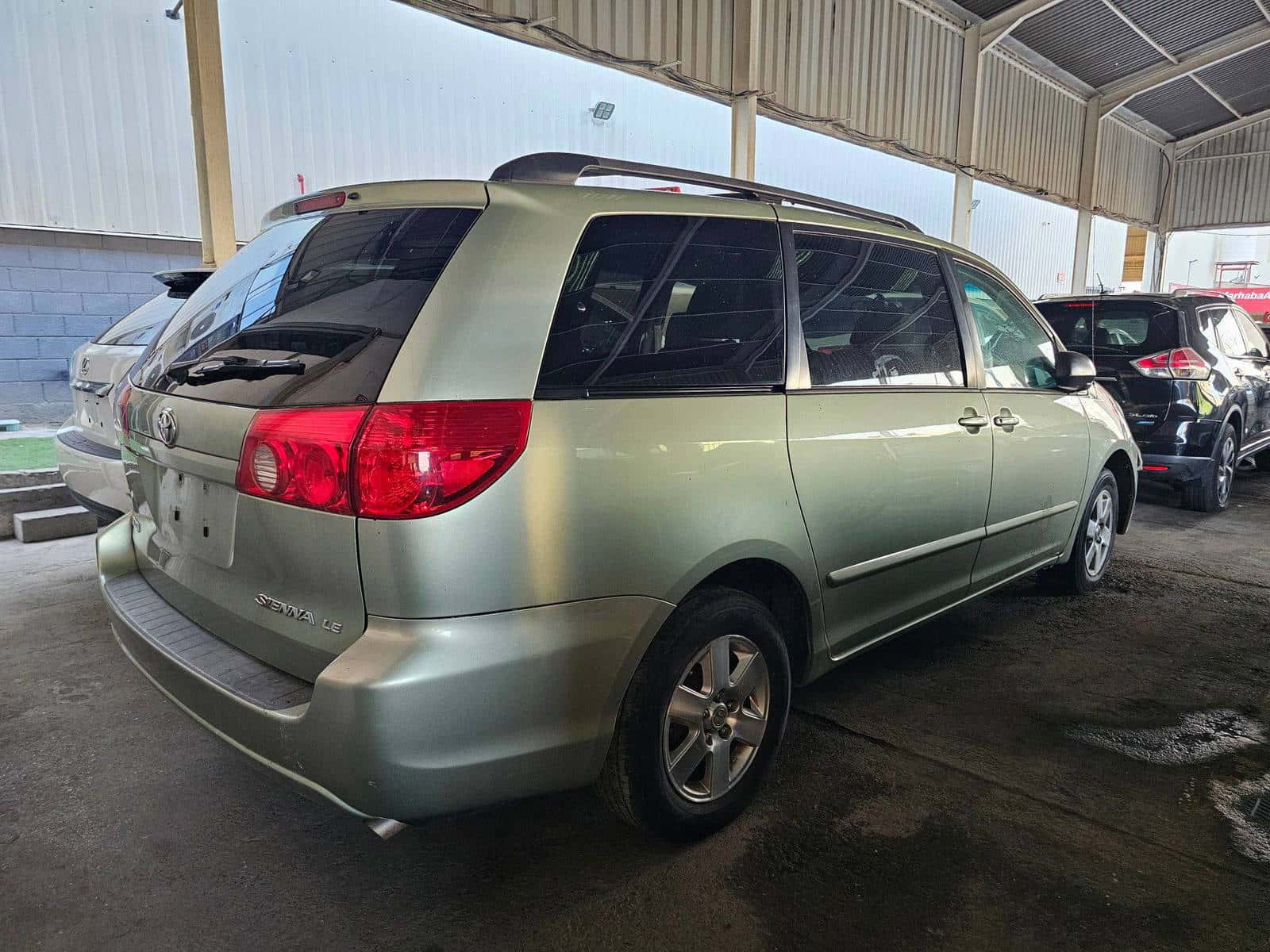 TOYOTA SIENNA 2008 thumbnail 2