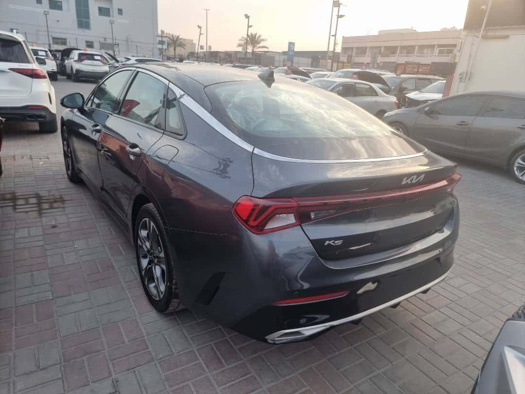 Kia K5 2022 thumbnail 4