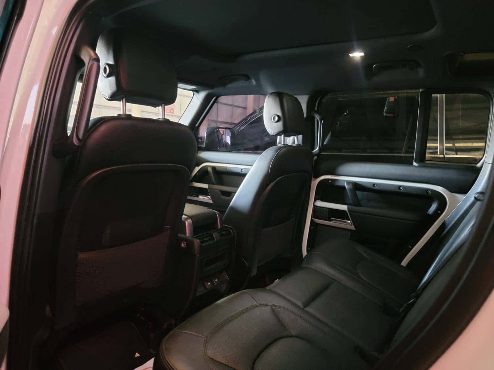 Land Rover DEFENDER S 2024 thumbnail 7