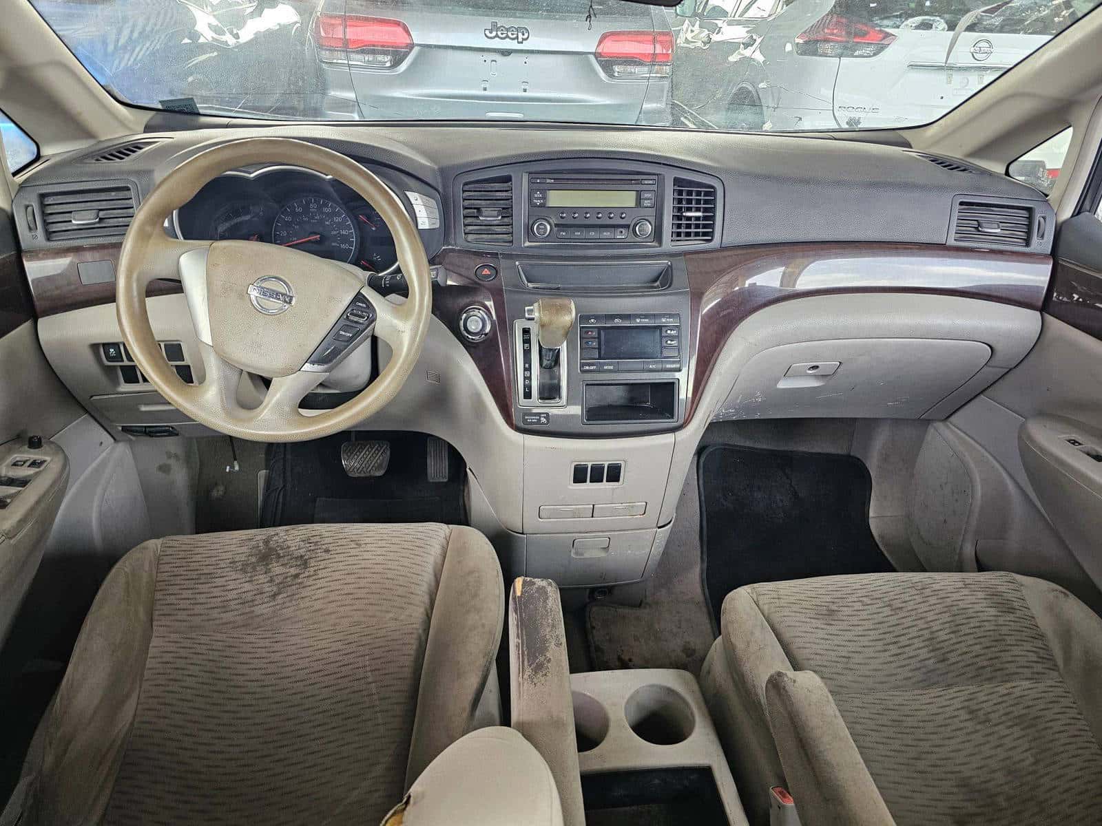 NISSAN QUEST - Exterior