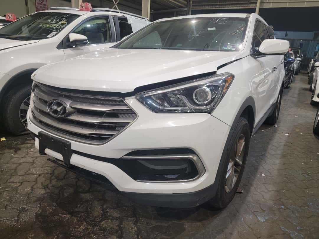 HYUNDAI SANTA FE - Exterior