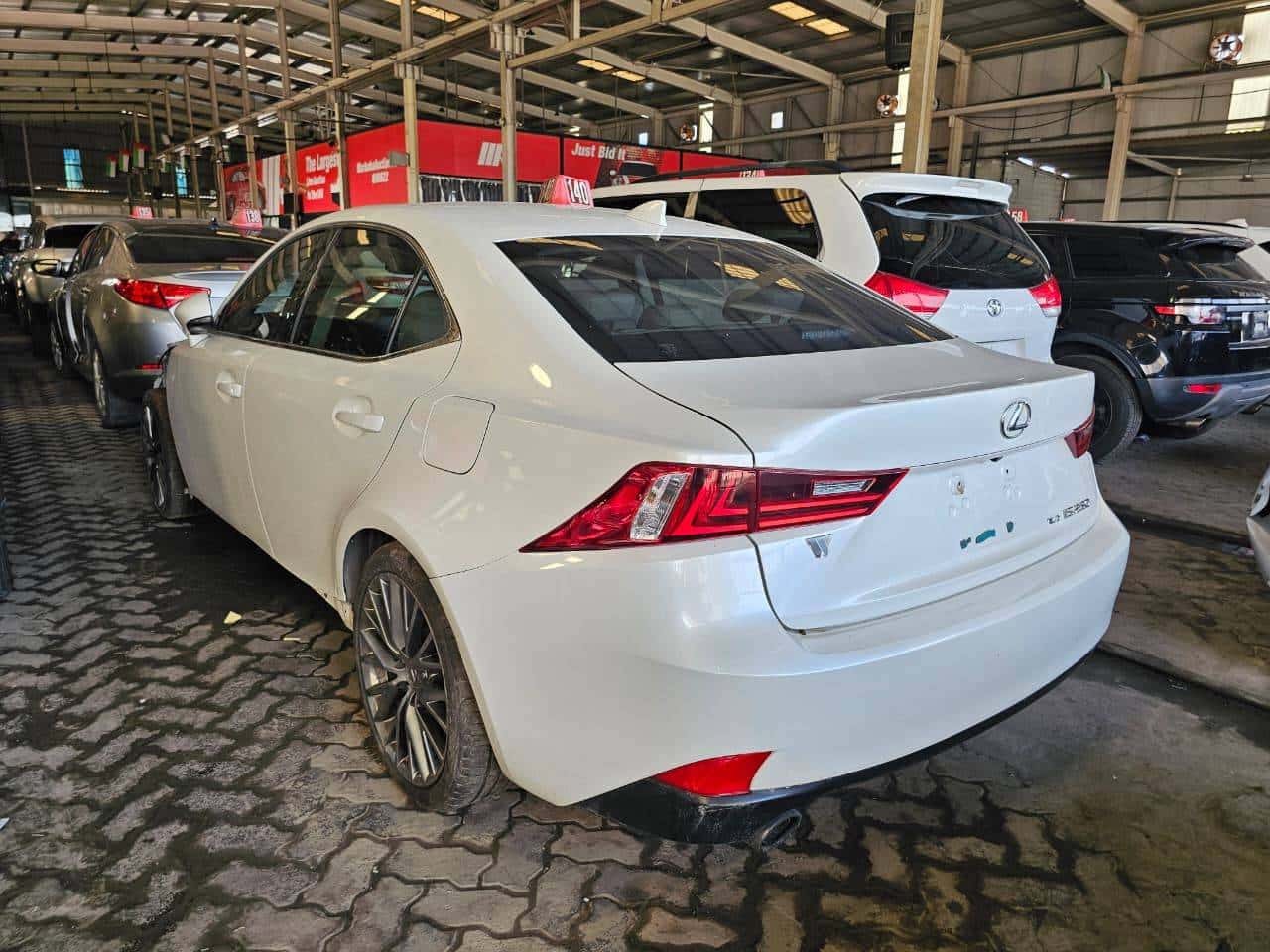 Lexus IS 250 2015 thumbnail 1