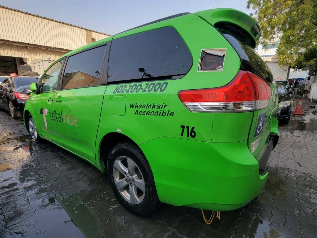 TOYOTA SIENNA - Exterior