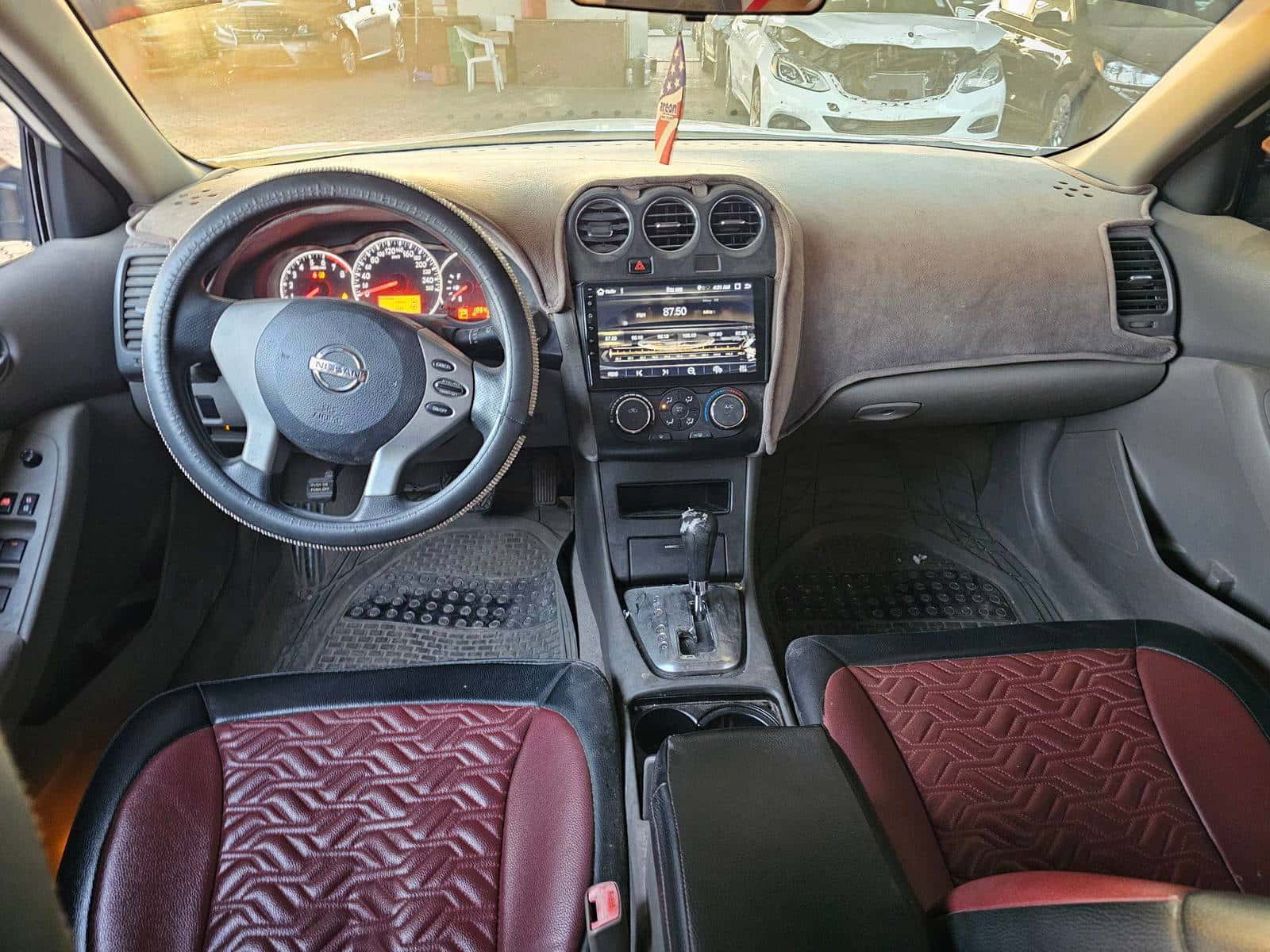 NISSAN ALTIMA - Exterior