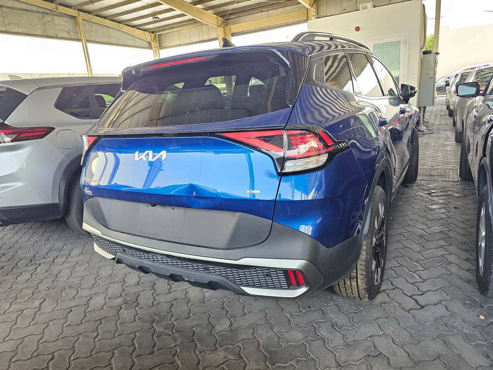 KIA SPORTAGE 2023 thumbnail 2