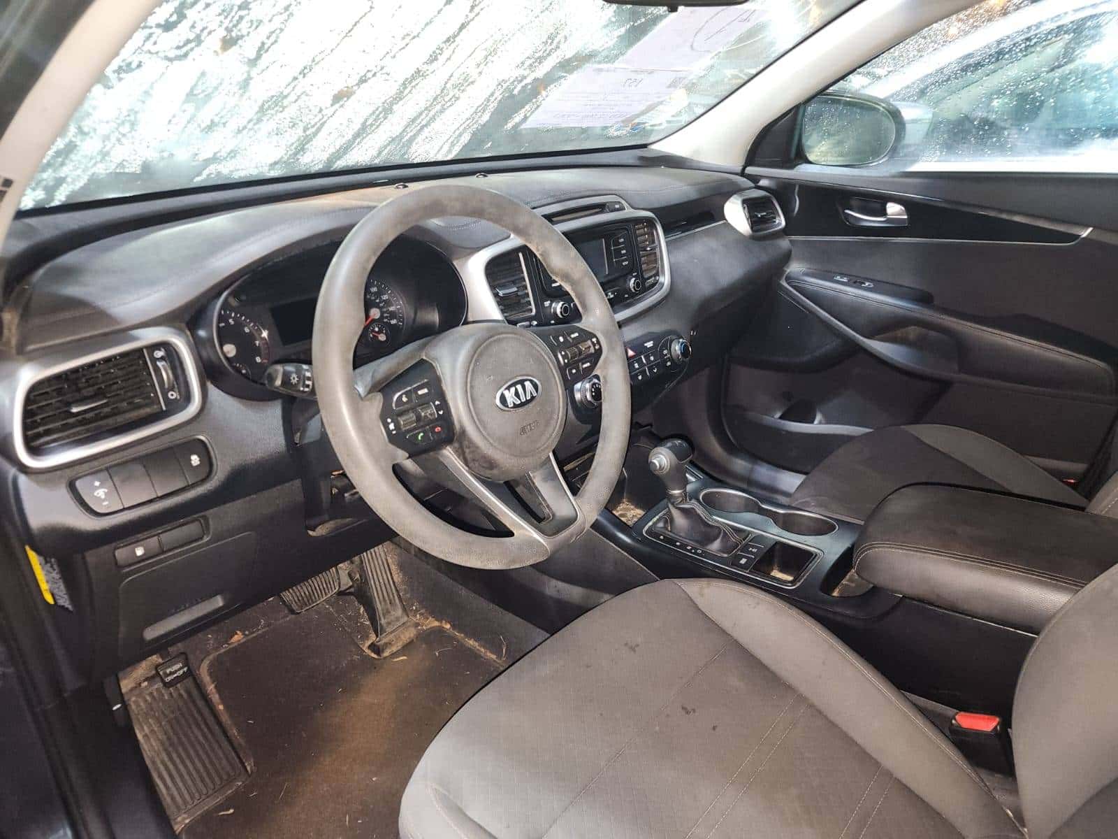 KIA SORENTO 2017 thumbnail 6