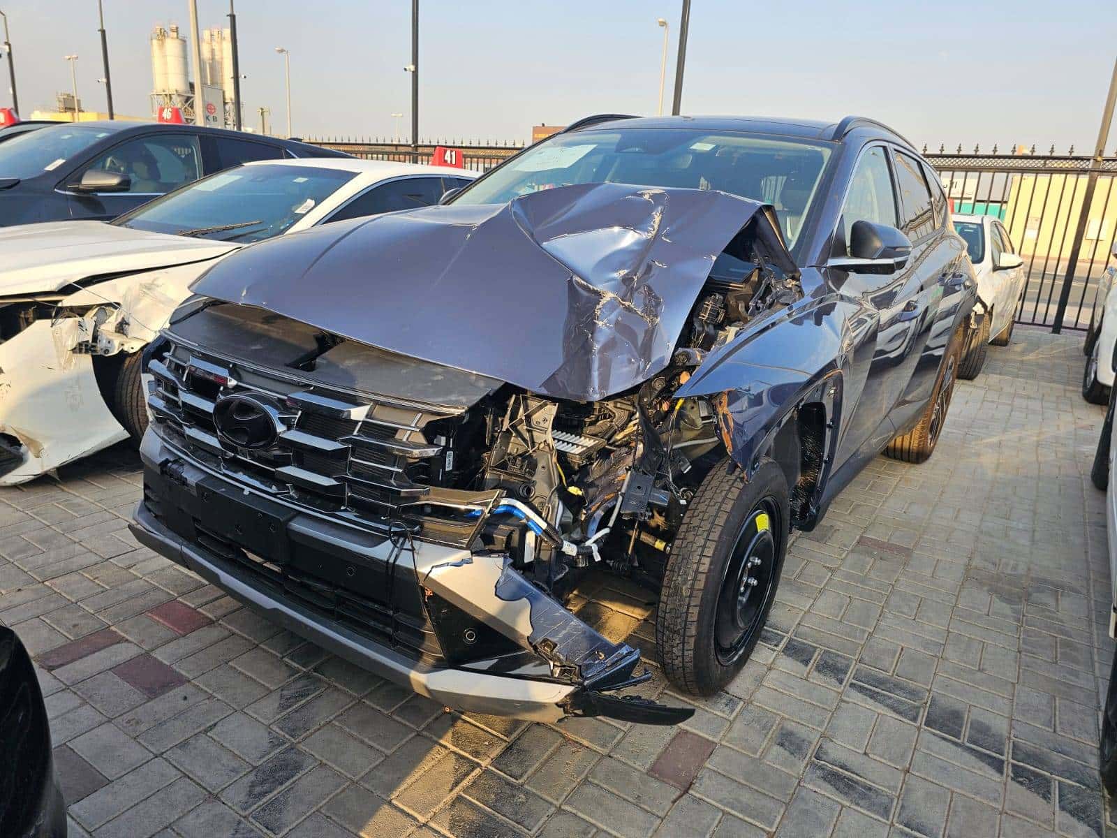 HYUNDAI TUCSON 2025 thumbnail 4