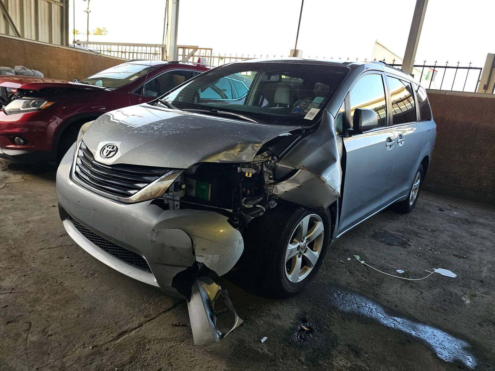 TOYOTA SIENNA 2014 thumbnail 4