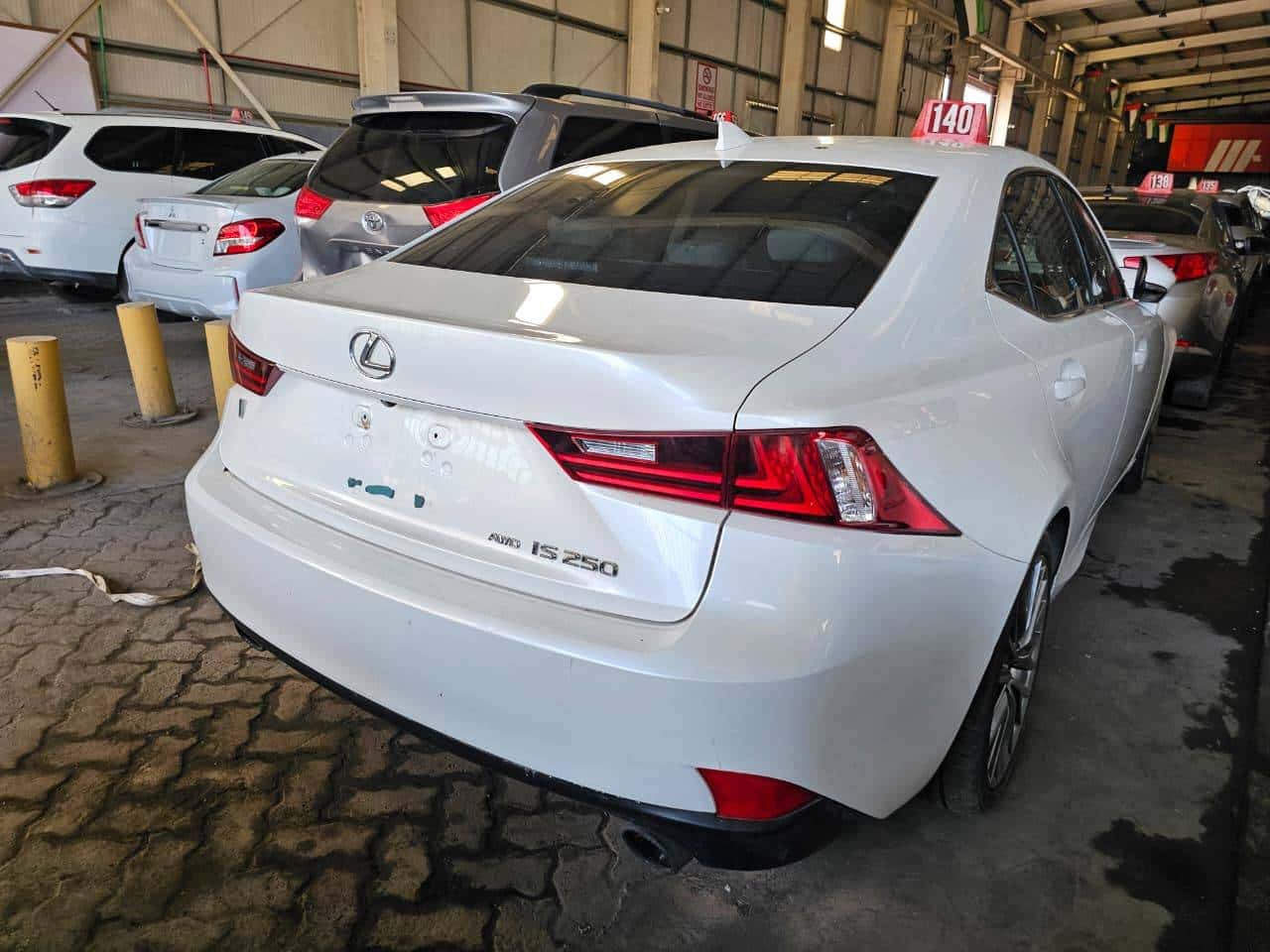 Lexus IS 250 2015 thumbnail 5