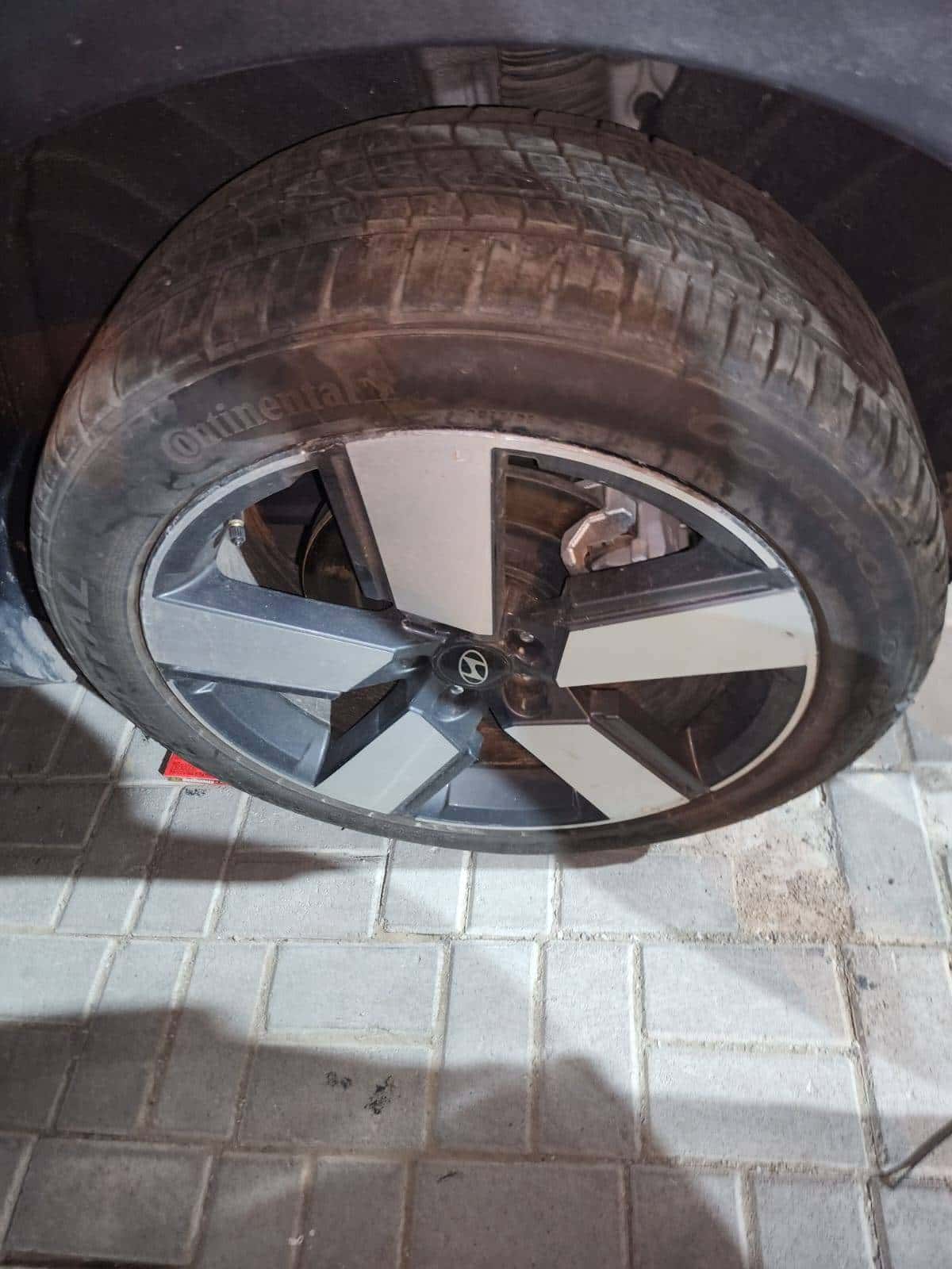HYUNDAI SANTA FE LIMITED 2024 thumbnail 4
