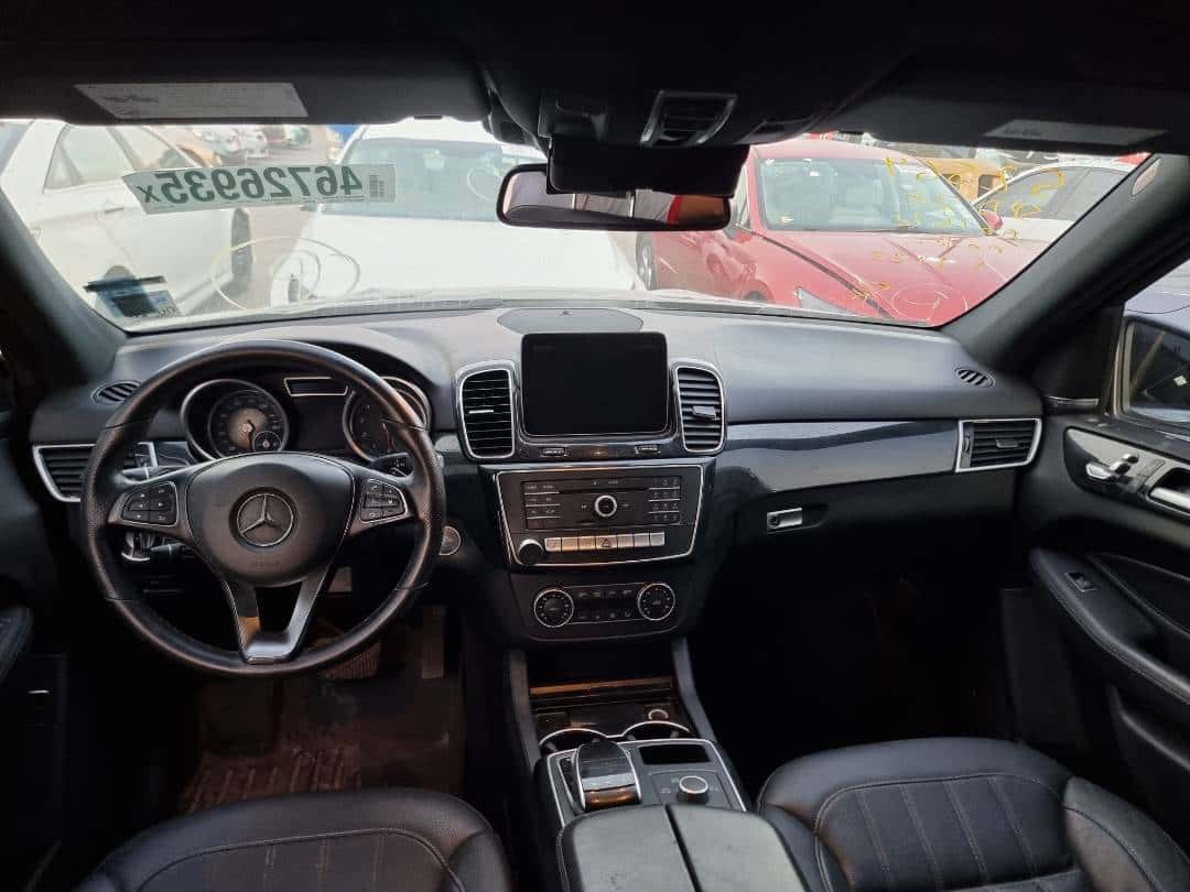 MERCEDES BENZ GLE 350 - Exterior