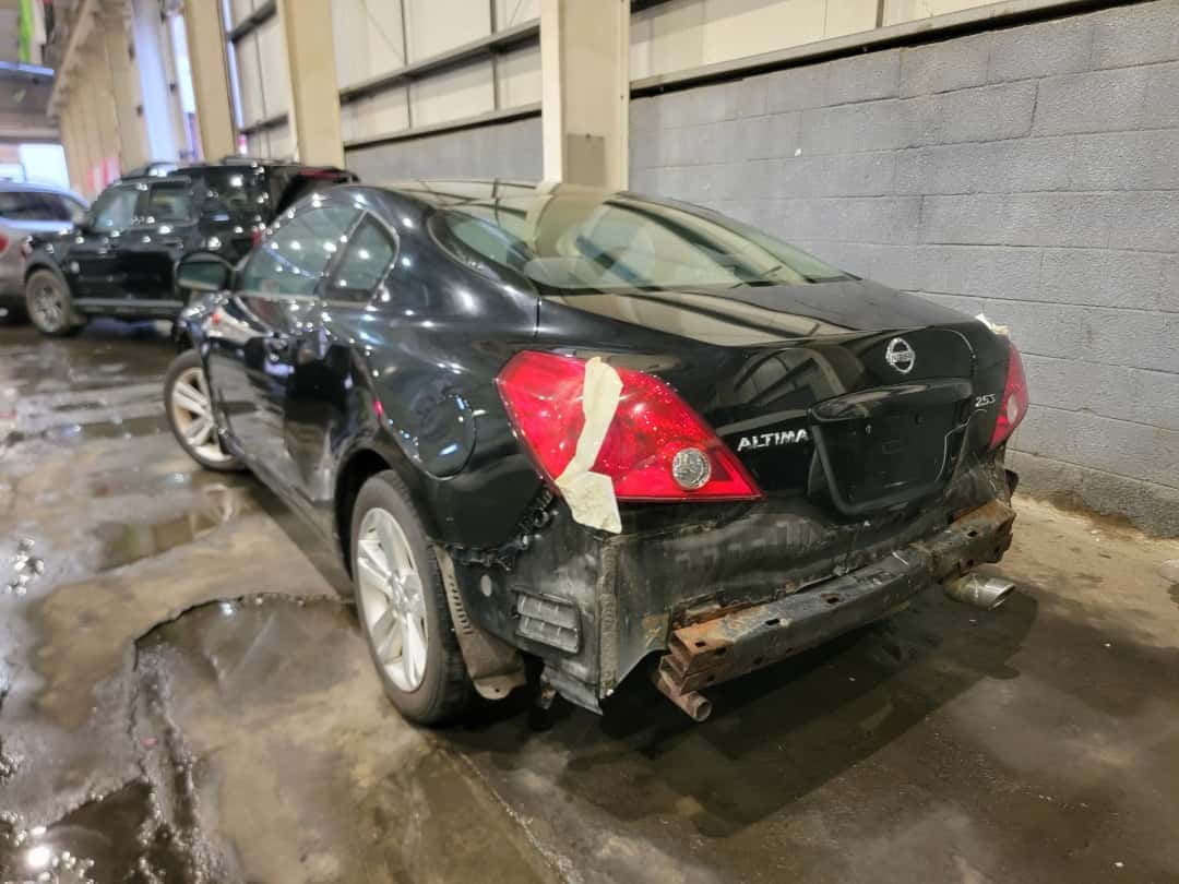 NISSAN ALTIMA - Exterior
