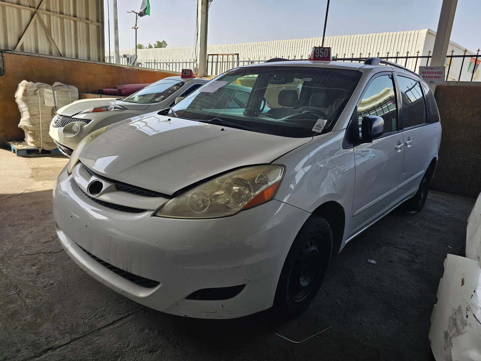 TOYOTA SIENNA 2008 thumbnail 3