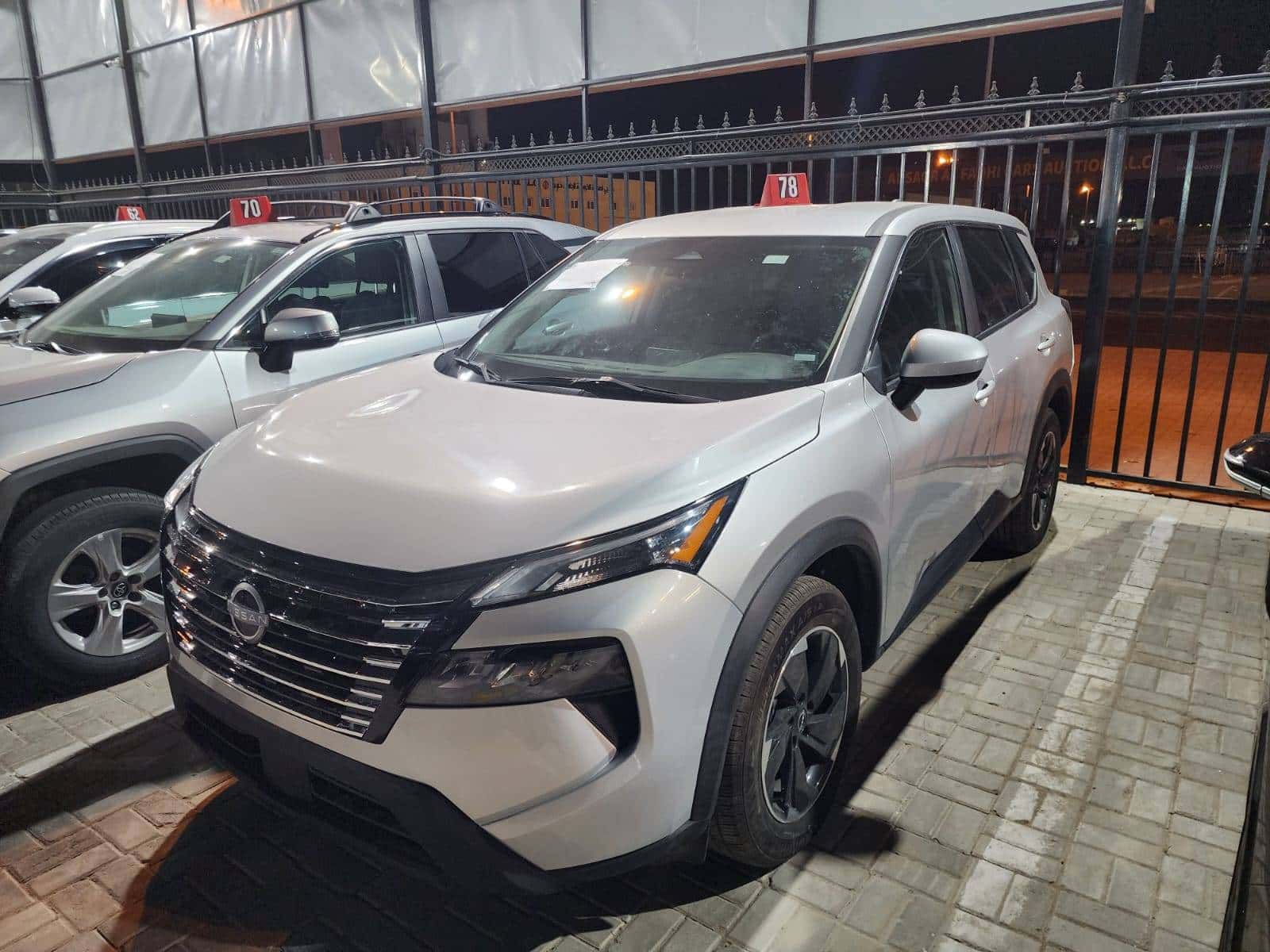 NISSAN ROGUE 2024 thumbnail 3