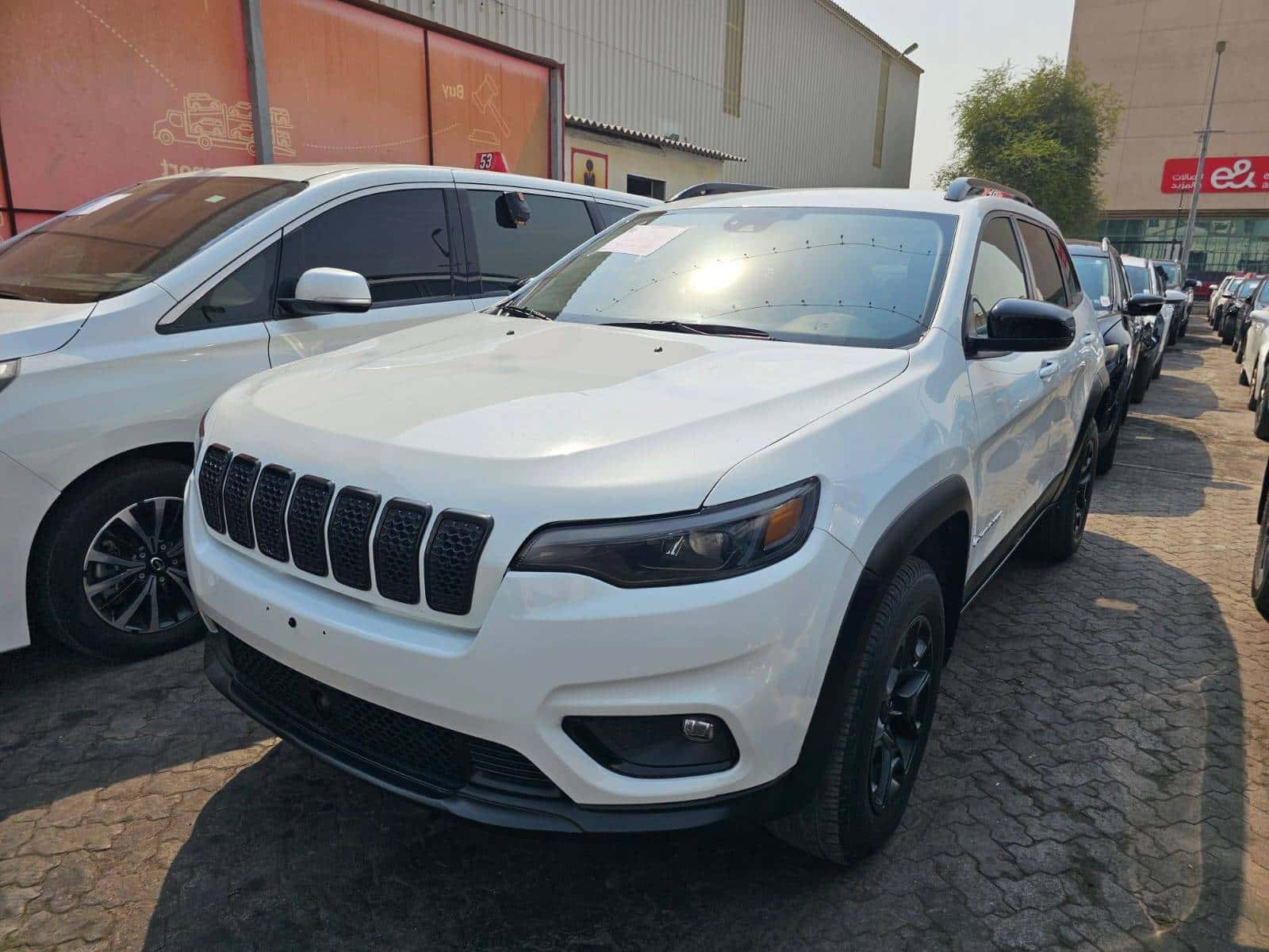 JEEP CHEROKEE LATITUDE 2022 thumbnail 2