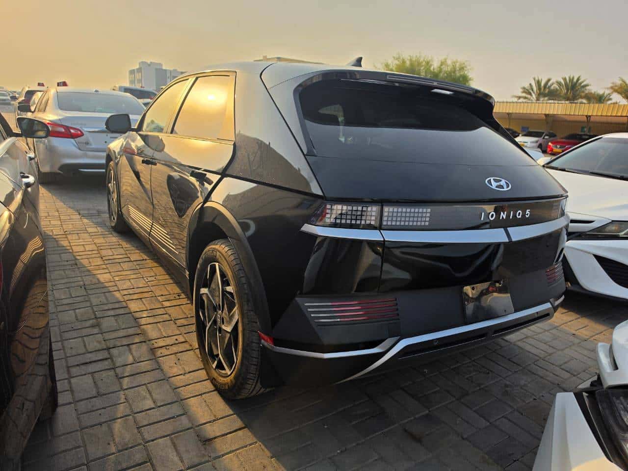 Hyundai Ioniq 2024 thumbnail 4