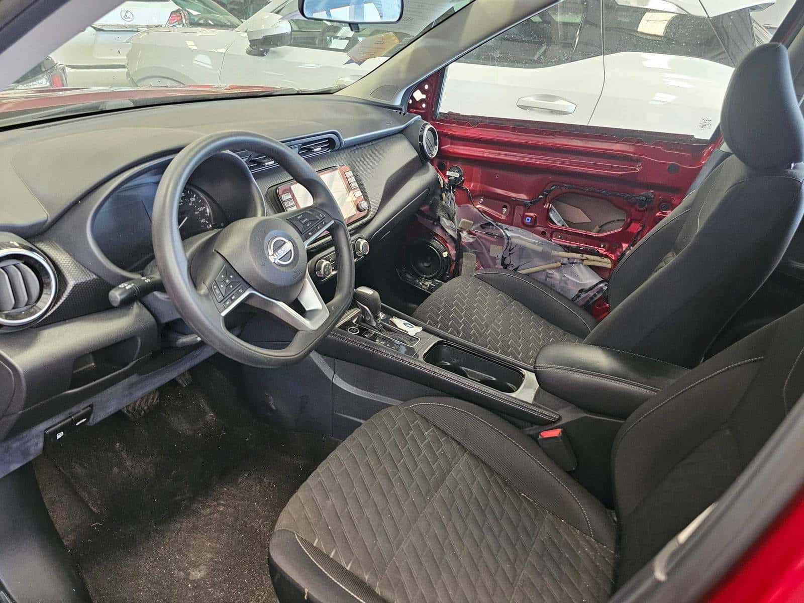 NISSAN KICKS 2023 thumbnail 6