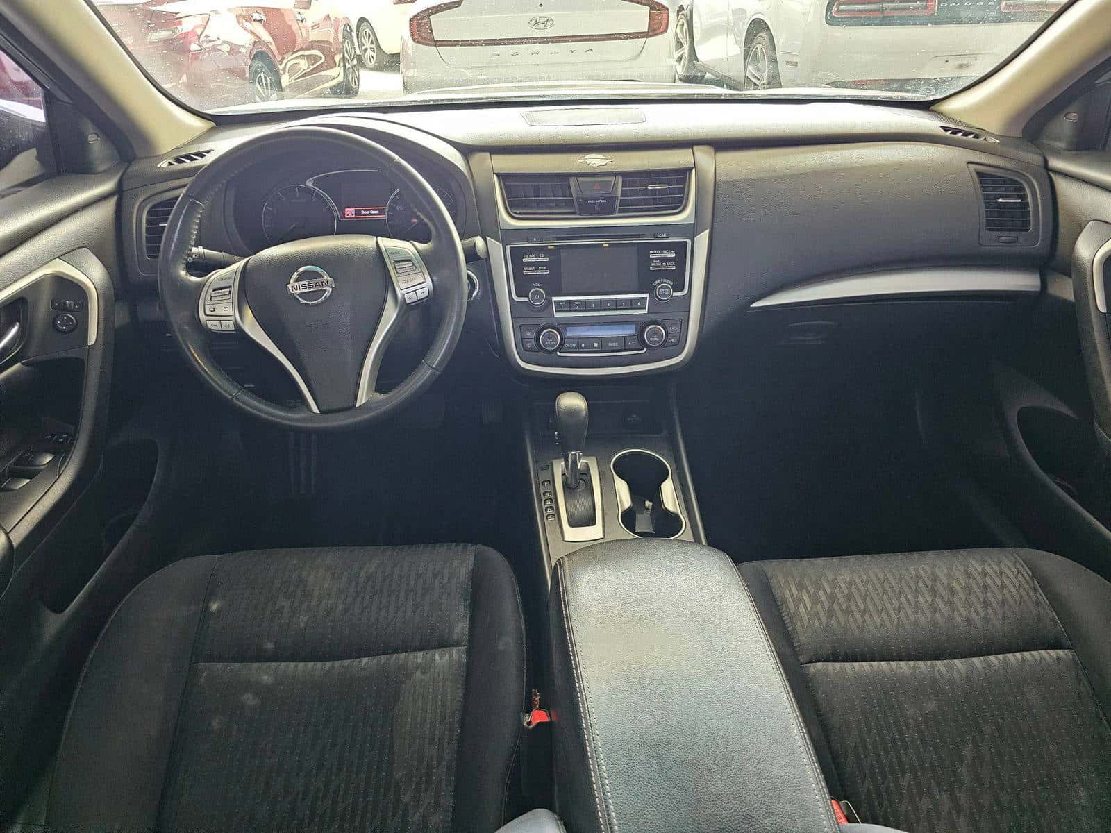 NISSAN ALTIMA - Exterior