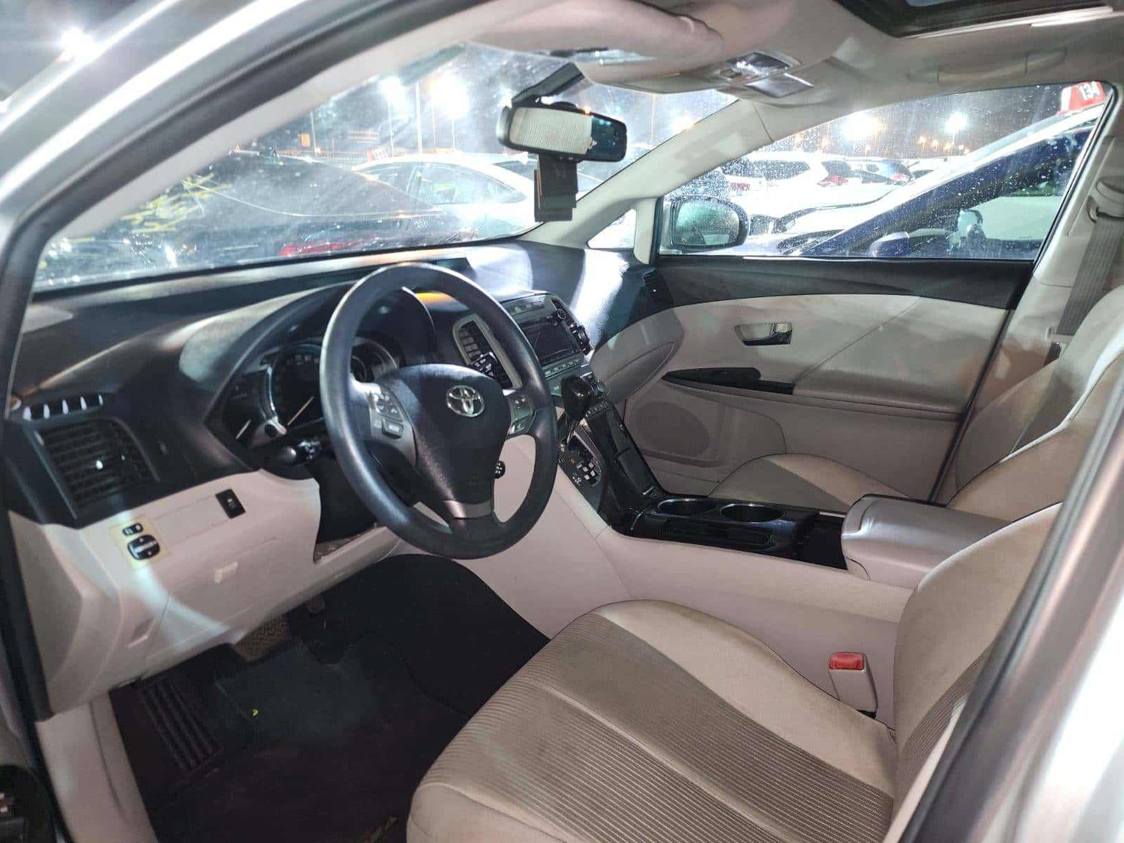 Toyota Venza 2011 thumbnail 7