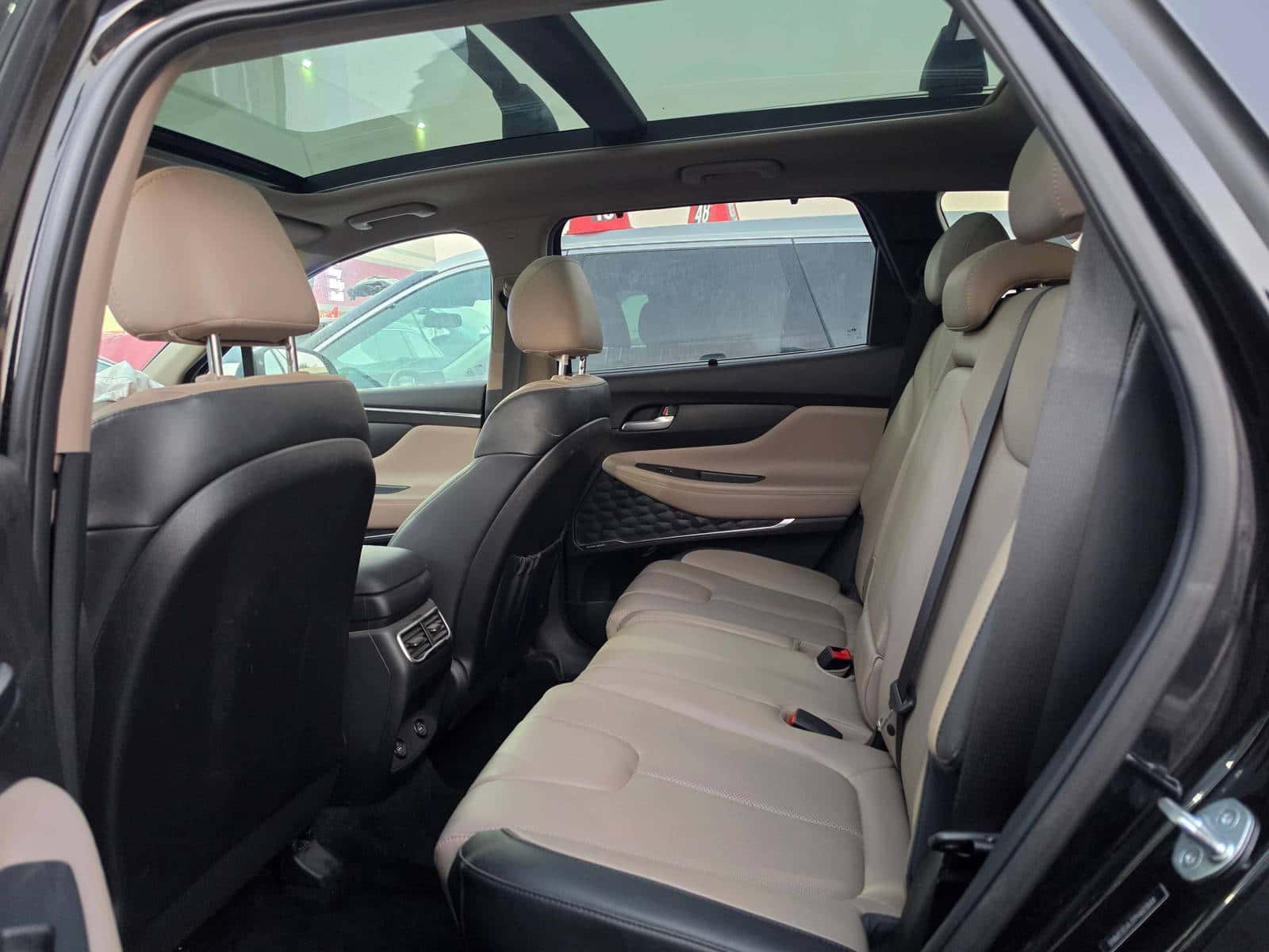 Hyundai Santa Fe 2023 thumbnail 7