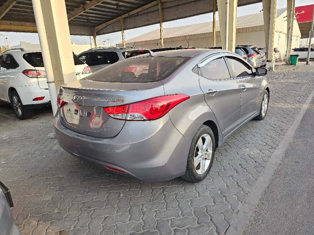 HYUNDAI AVANTE 2012 thumbnail 1