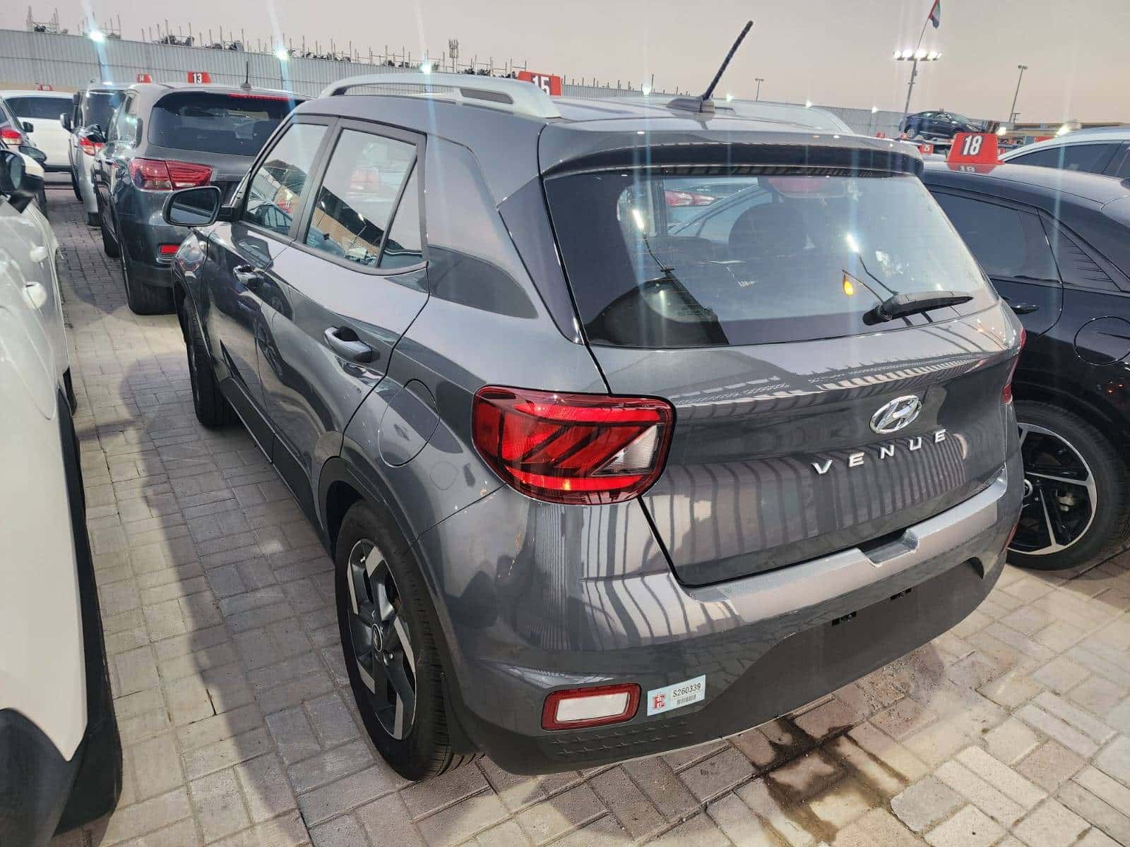 Hyundai VENUE SEL 2023 thumbnail 6