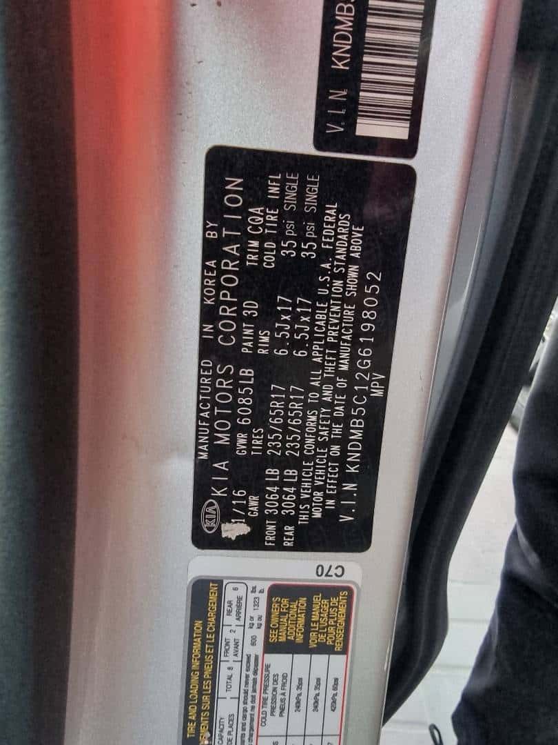 Kia Sedona 2016 thumbnail 7