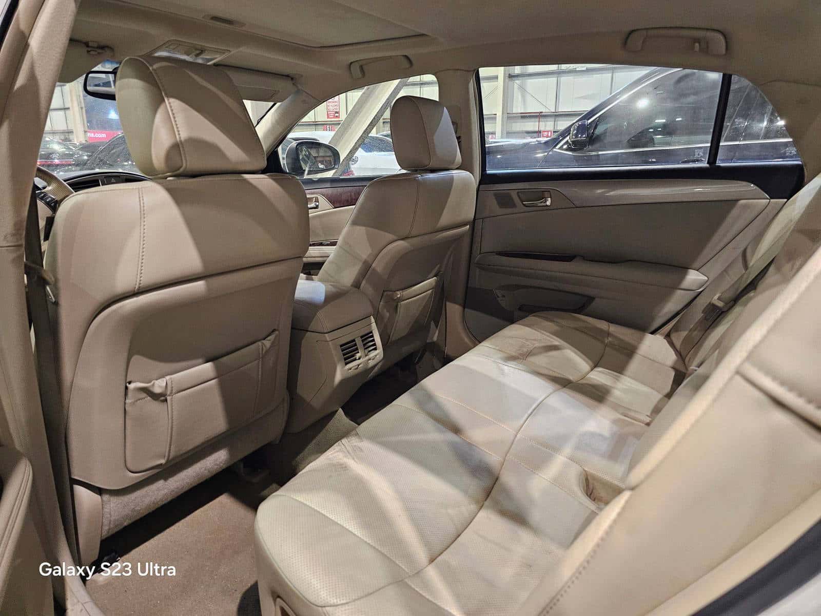 TOYOTA AVALON - Exterior